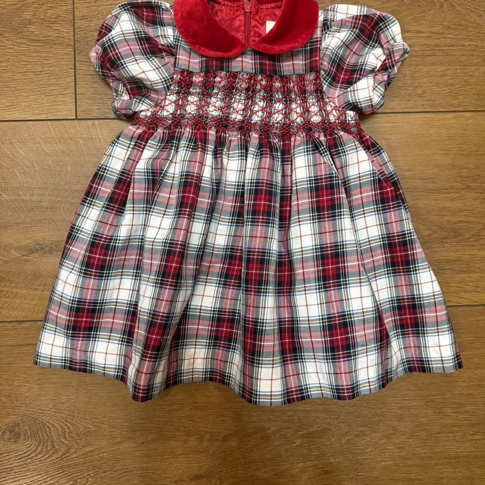 Plaid Dress with Red Collar